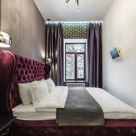 Pushkinskaya Apartments Kyiv Exterior photo