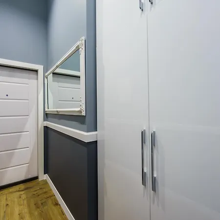 Pushkinskaya Apartments Kyiv Exterior photo